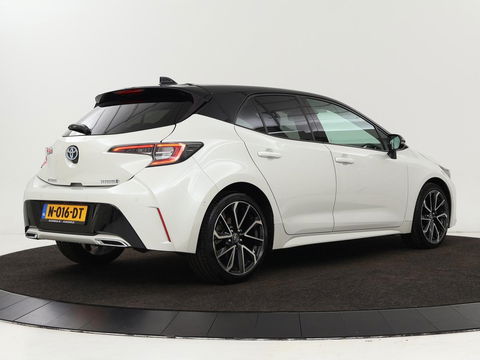 Toyota Corolla 2.0 Hybrid GR-Sport | Stoel & stuurverwarming | Camera | Adaptive cruise | Sportstoelen | Park Assist | Half leder | Full LED | Keyless
