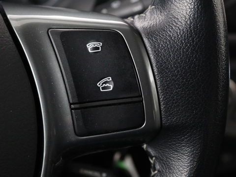 Toyota Yaris 1.5 Hybrid Aspiration | Trekhaak | Camera | Climate control | Cruise control | Bluetooth | LED