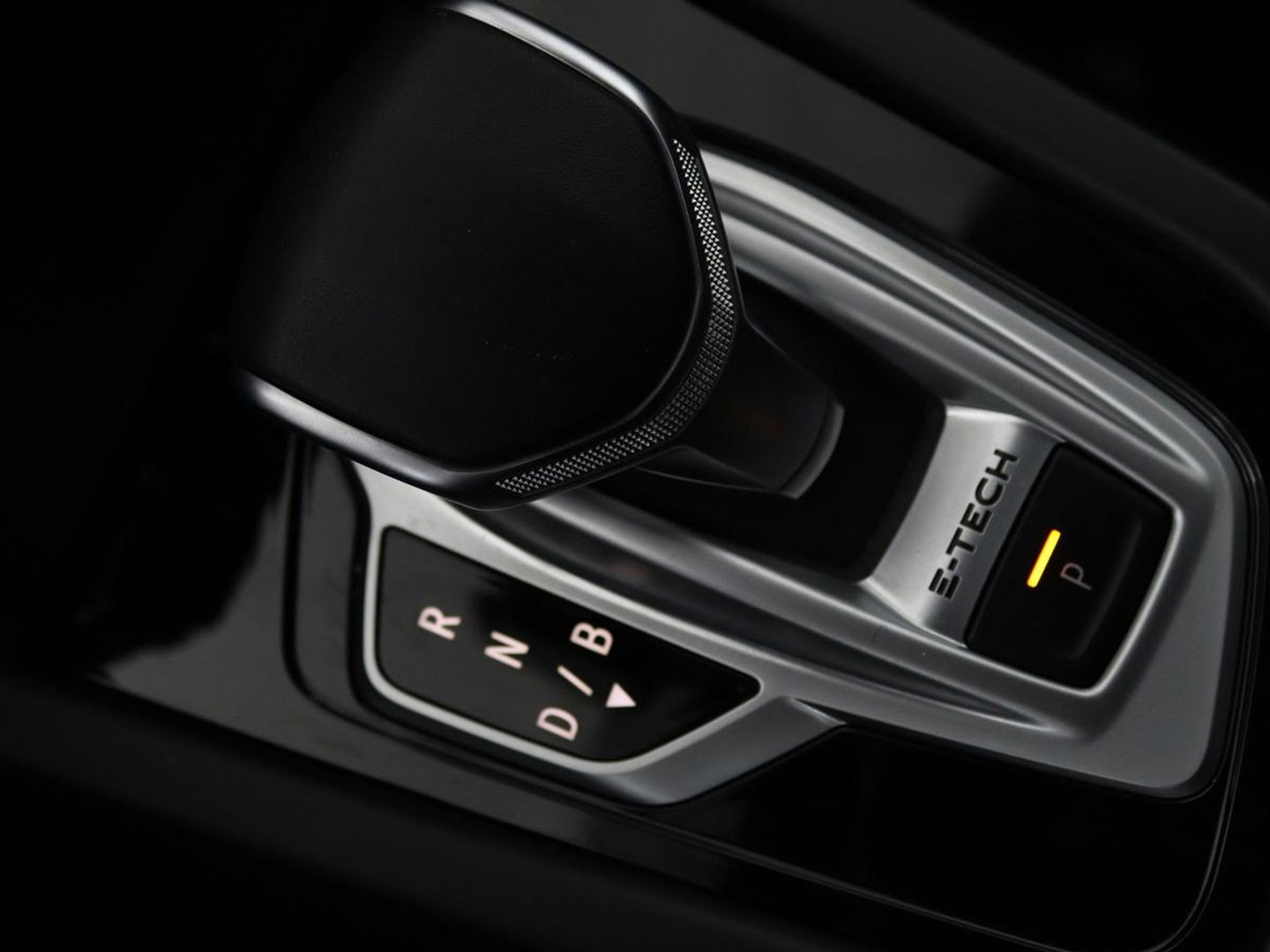 Renault Arkana 1.6 E-Tech Hybrid 145 R. S. Line | Stoel & stuurverwarming | Adaptive cruise | Leder/Alcantara | Camera | Carplay | Sfeerverlichting | Full LED