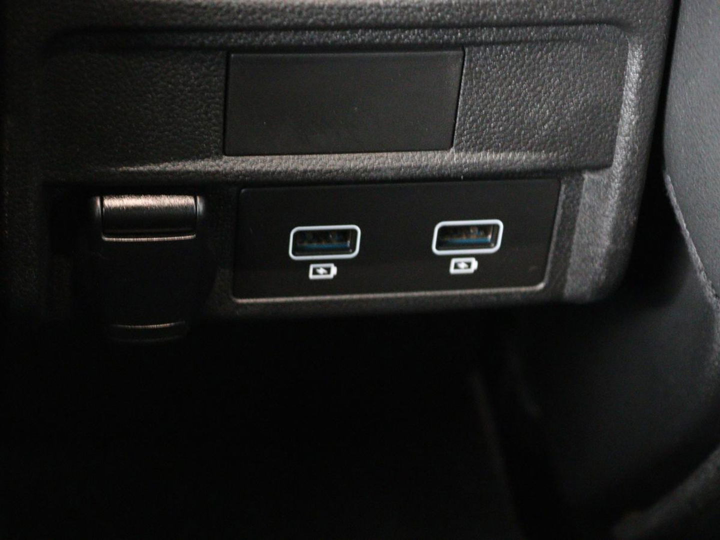Renault Arkana 1.6 E-Tech Hybrid 145 R. S. Line | Stoel & stuurverwarming | Adaptive cruise | Leder/Alcantara | Camera | Carplay | Sfeerverlichting | Full LED