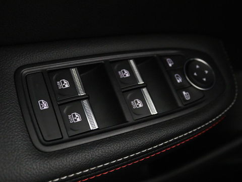 Renault Arkana 1.6 E-Tech Hybrid 145 R. S. Line | Stoel & stuurverwarming | Adaptive cruise | Leder/Alcantara | Camera | Carplay | Sfeerverlichting | Full LED