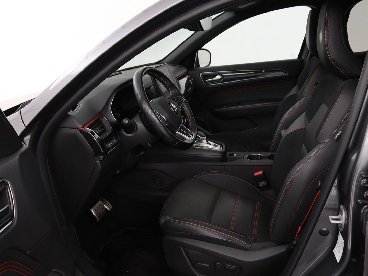 Renault Arkana 1.6 E-Tech Hybrid 145 R. S. Line | Stoel & stuurverwarming | Adaptive cruise | Leder/Alcantara | Camera | Carplay | Sfeerverlichting | Full LED