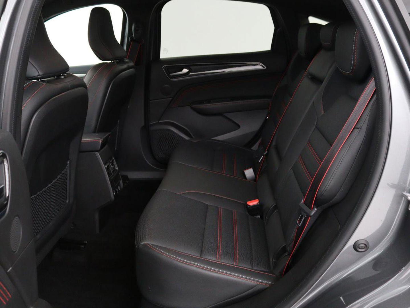 Renault Arkana 1.6 E-Tech Hybrid 145 R. S. Line | Stoel & stuurverwarming | Adaptive cruise | Leder/Alcantara | Camera | Carplay | Sfeerverlichting | Full LED