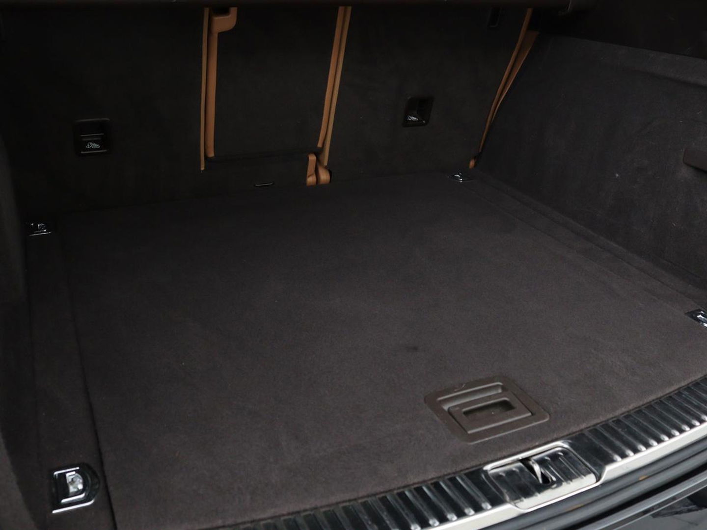 Porsche Cayenne 3.0 S E-Hybrid | Panoramadak | Stoelventilatie | Camera | Memory | Leder | BOSE Surround | Stuurverwarming | Keyless | Luchtvering | Trekhaak | Navigatie | Xenon