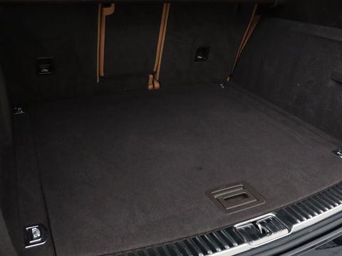 Porsche Cayenne 3.0 S E-Hybrid | Panoramadak | Stoelventilatie | Camera | Memory | Leder | BOSE Surround | Stuurverwarming | Keyless | Luchtvering | Trekhaak | Navigatie | Xenon