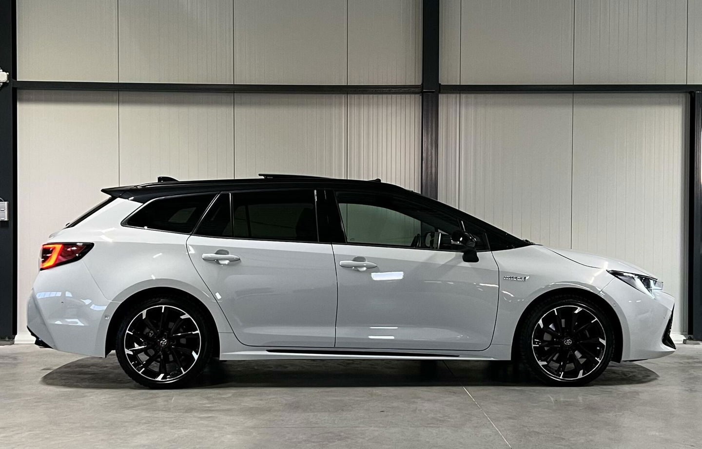 Toyota Corolla Touring Sports 2.0 Hybrid GR-Sport Plus Pano