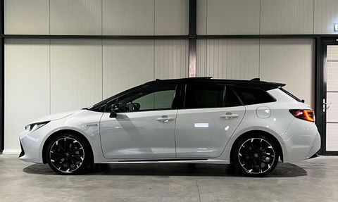 Toyota Corolla Touring Sports 2.0 Hybrid GR-Sport Plus Pano