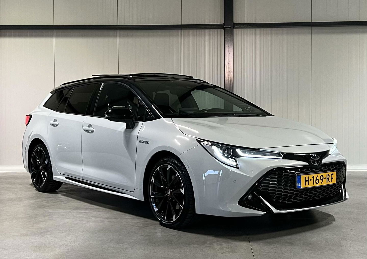 Toyota Corolla Touring Sports 2.0 Hybrid GR-Sport Plus Pano