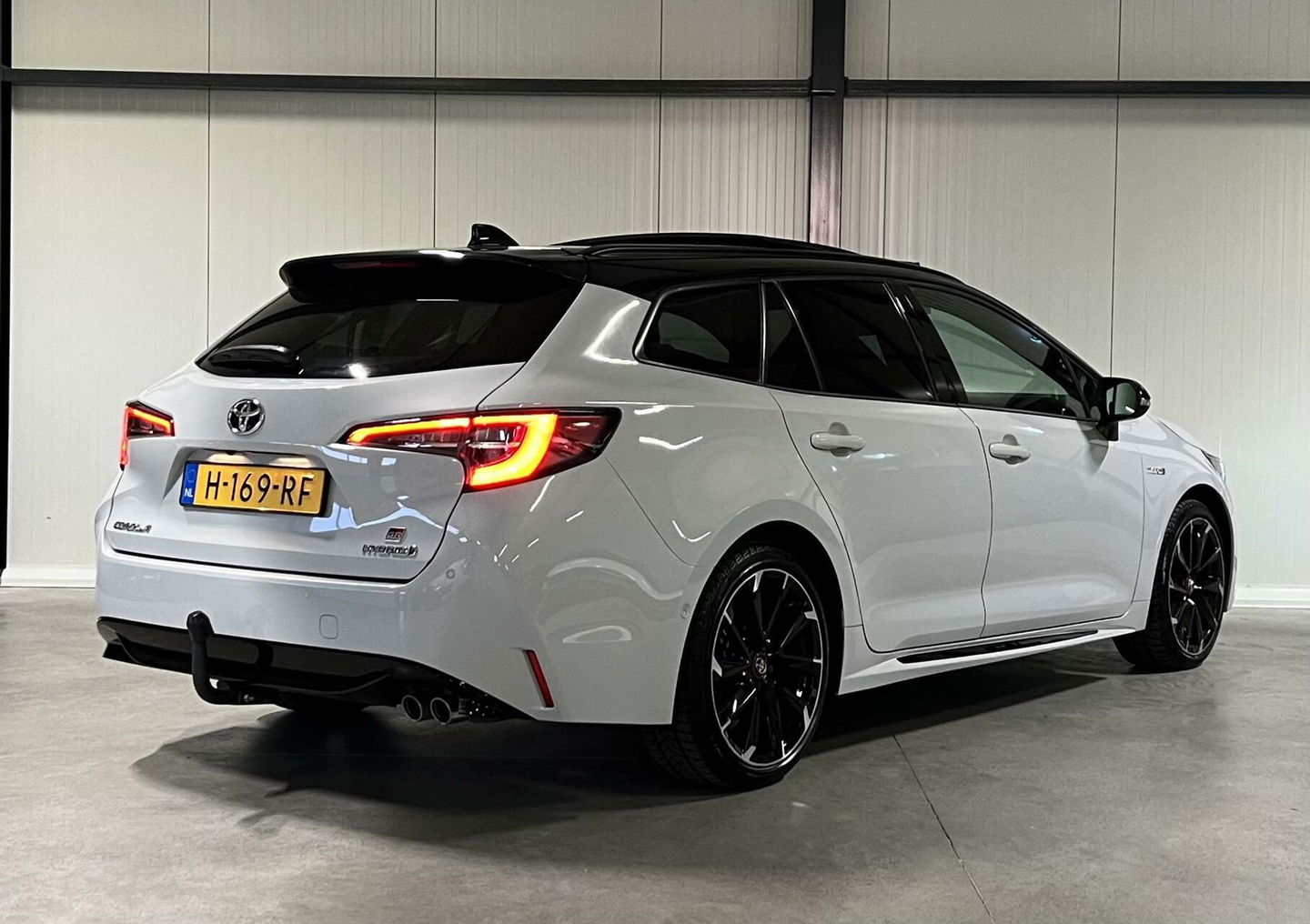 Toyota Corolla Touring Sports 2.0 Hybrid GR-Sport Plus Pano