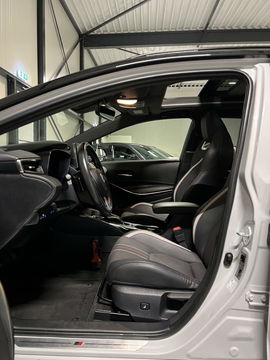 Toyota Corolla Touring Sports 2.0 Hybrid GR-Sport Plus Pano