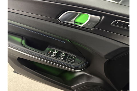 Lynk Co 01 1.5 262PK Hybride Pano LED Sfeerverl. Adaptive Cruise 360Camera Memory Virtual Carplay Clima Navi 20"LMV