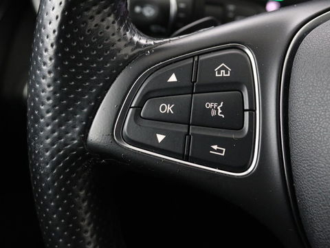 Mercedes-Benz C-Klasse 180 Avantgarde | Stoelverwarming | Trekhaak | Navigatie | Full LED | Park Assist | Climate control | Half leder | Cruise control | Bluetooth