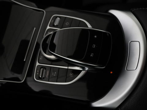 Mercedes-Benz C-Klasse 180 Avantgarde | Stoelverwarming | Trekhaak | Navigatie | Full LED | Park Assist | Climate control | Half leder | Cruise control | Bluetooth
