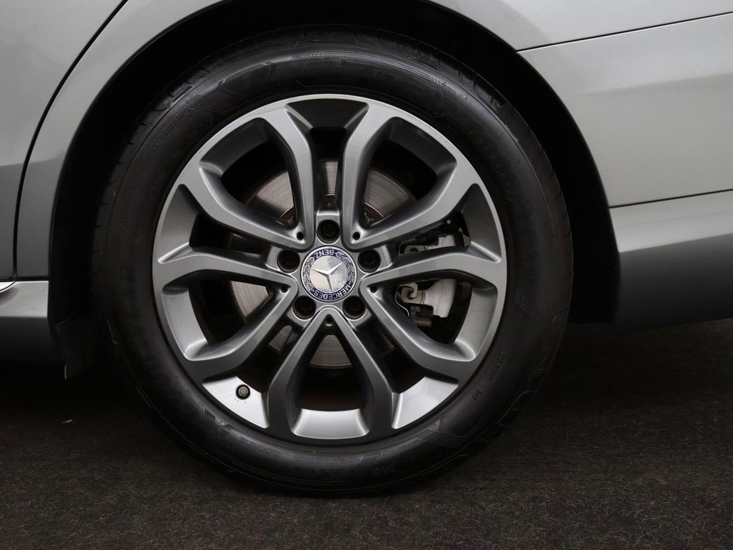 Mercedes-Benz C-Klasse 180 Avantgarde | Stoelverwarming | Trekhaak | Navigatie | Full LED | Park Assist | Climate control | Half leder | Cruise control | Bluetooth