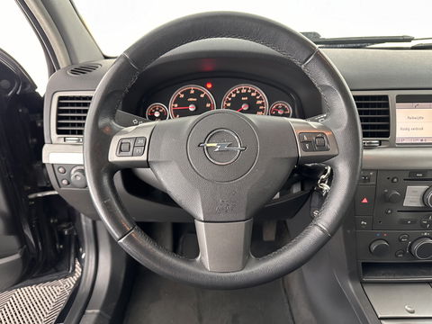 Opel Vectra GTS 3.0 V6 CDTi Executive Aut. *FULL-LEATHER | XENON | NAVI-FULLMAP | MEMORY-PACK | SPORT-SEATS | HEATED-SEATS | TOWBAR | 17''ALU *