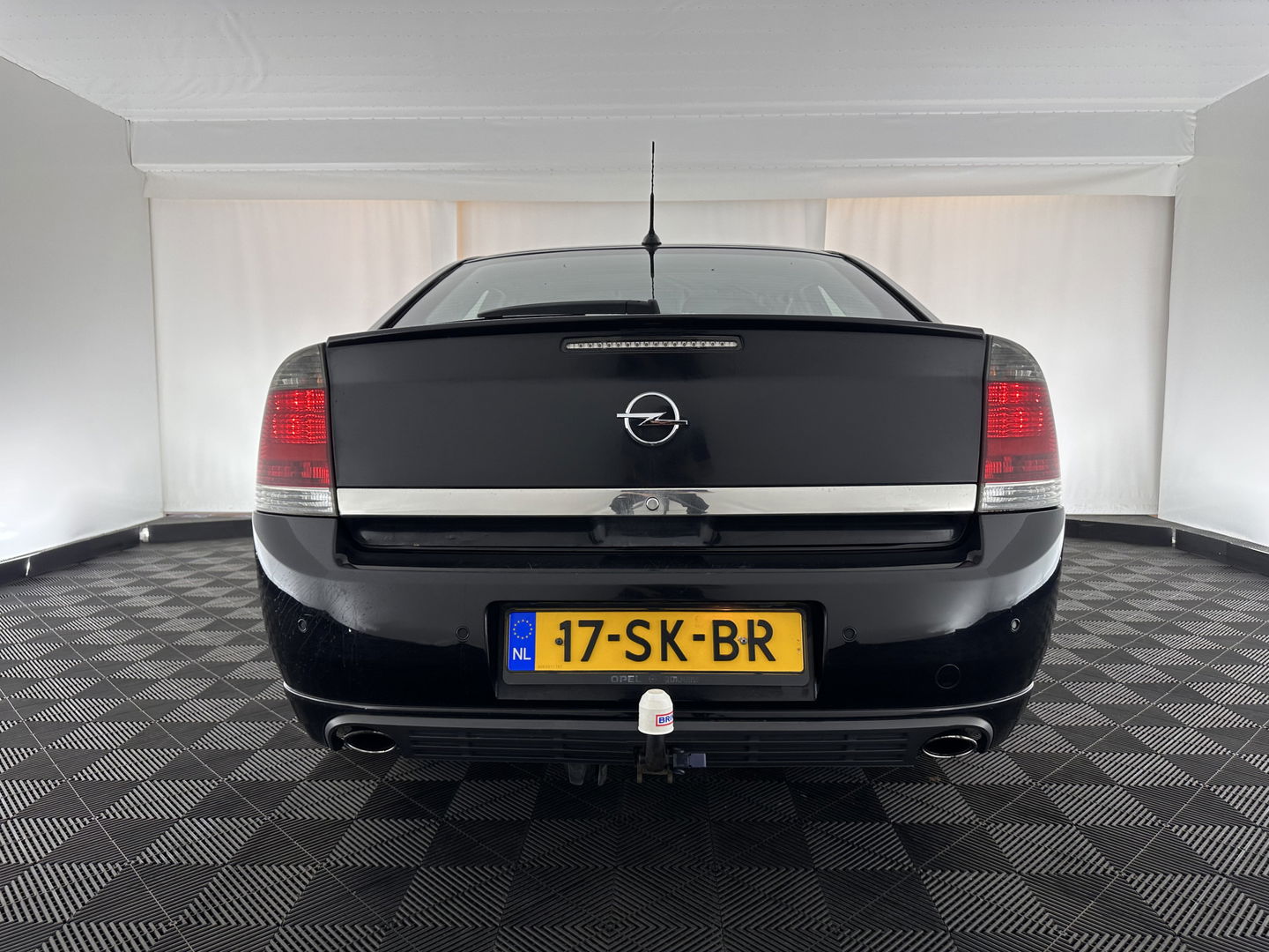 Opel Vectra GTS 3.0 V6 CDTi Executive Aut. *FULL-LEATHER | XENON | NAVI-FULLMAP | MEMORY-PACK | SPORT-SEATS | HEATED-SEATS | TOWBAR | 17''ALU *