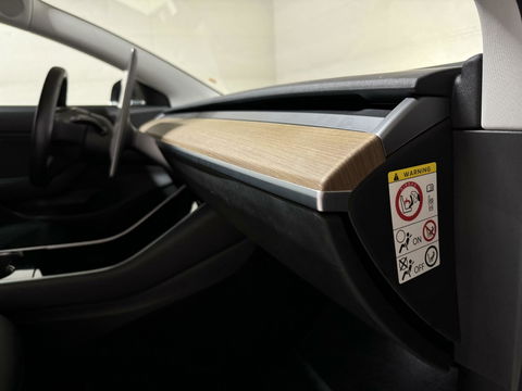Tesla Model 3 Standard RWD Plus 60 kWh Autopilot Pano NAP