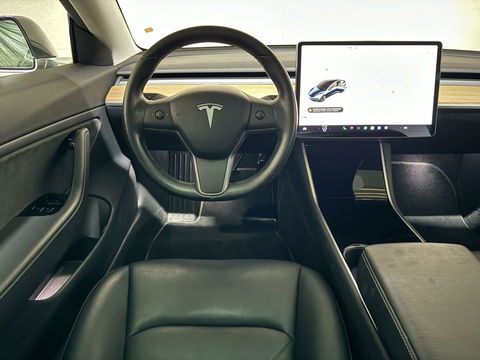 Tesla Model 3 Standard RWD Plus 60 kWh Autopilot Pano NAP