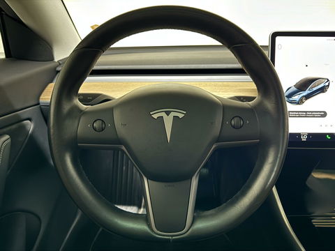 Tesla Model 3 Standard RWD Plus 60 kWh Autopilot Pano NAP