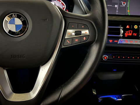 BMW 1 Serie 118i Sport Navi Cruise CarPlay Sfeerver Trek NAP