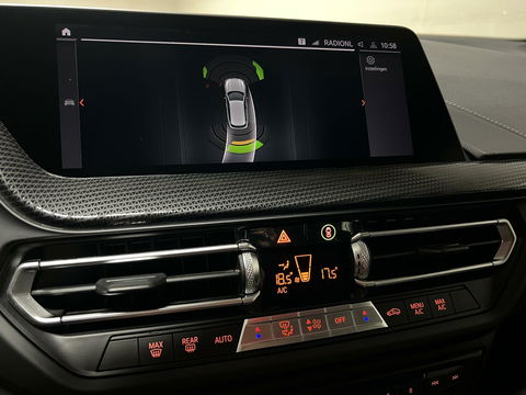 BMW 1 Serie 118i Sport Navi Cruise CarPlay Sfeerver Trek NAP