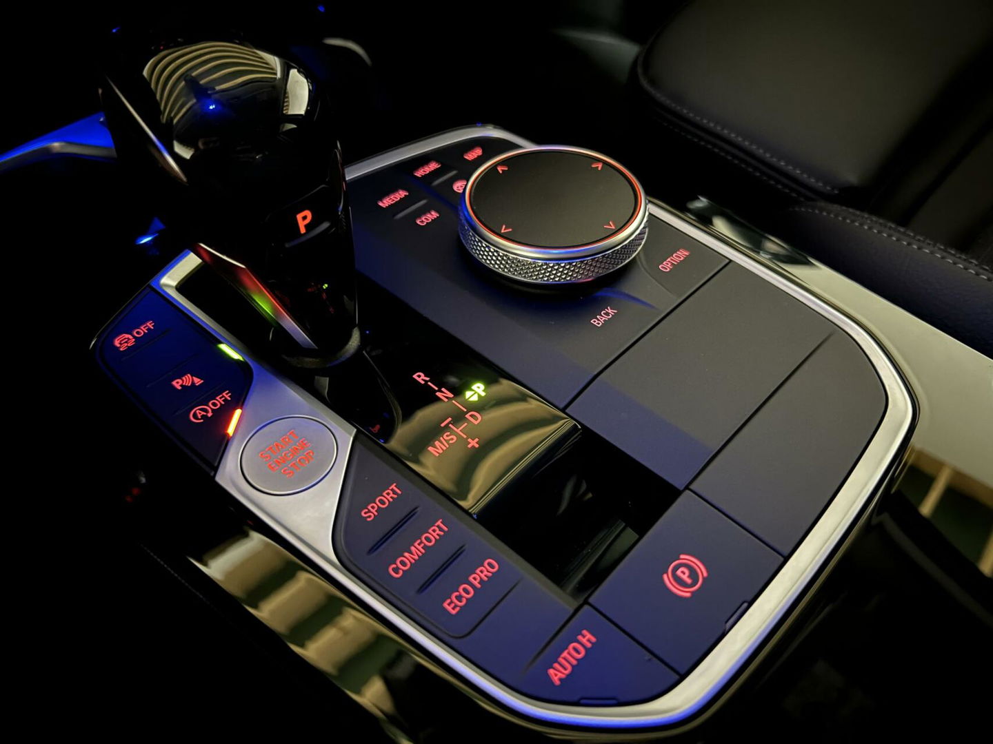 BMW 1 Serie 118i Sport Navi Cruise CarPlay Sfeerver Trek NAP