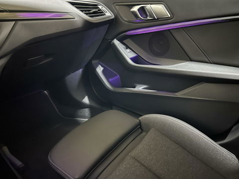 BMW 1 Serie 118i Sport Navi Cruise CarPlay Sfeerver Trek NAP