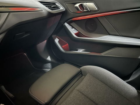 BMW 1 Serie 118i Sport Navi Cruise CarPlay Sfeerver Trek NAP