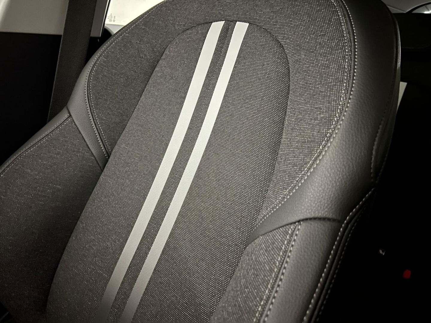 BMW 1 Serie 118i Sport Navi Cruise CarPlay Sfeerver Trek NAP