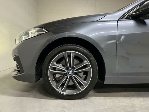 BMW 1 Serie 118i Sport Navi Cruise CarPlay Sfeerver Trek NAP