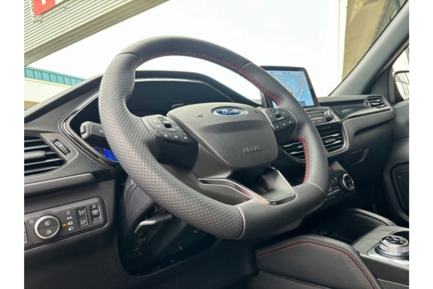 Ford Kuga 2.5 PHEV 225PK ST-LINE X AUTOMAAT NAVI PDC-CAMERA.