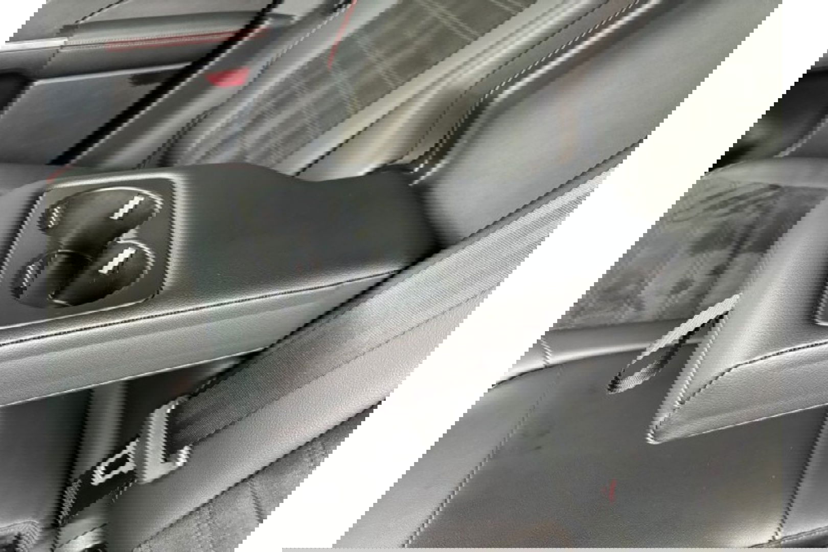 Ford Kuga 2.5 PHEV 225PK ST-LINE X AUTOMAAT NAVI PDC-CAMERA.