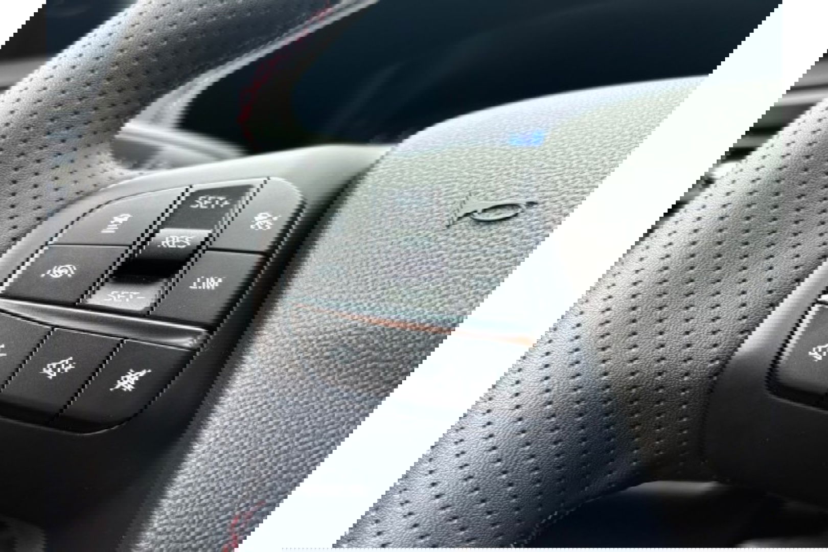 Ford Kuga 2.5 PHEV 225PK ST-LINE X AUTOMAAT NAVI PDC-CAMERA.