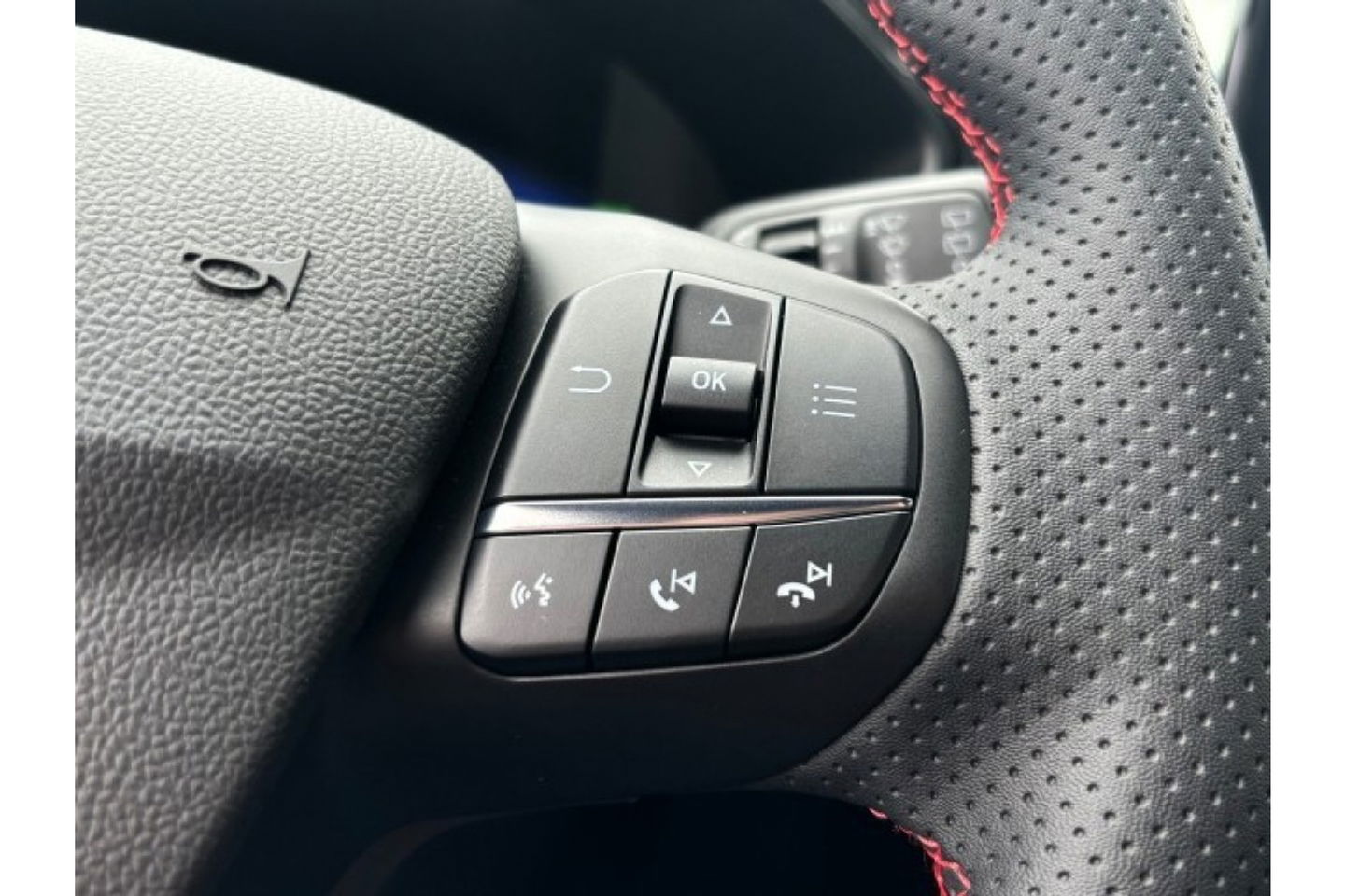 Ford Kuga 2.5 PHEV 225PK ST-LINE X AUTOMAAT NAVI PDC-CAMERA.