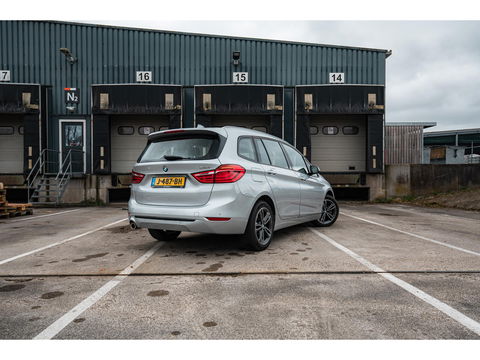 BMW 2 Serie Gran Tourer 218i 7Pers. Executive Edition | SPORT STOELEN | PDC | STOELVERW. | 17" LM VELGEN