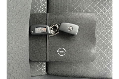 Nissan Juke 1.0 DIG-T AUTOMAAT ACENTA AIRCO NAVI PDC-CAMERA.