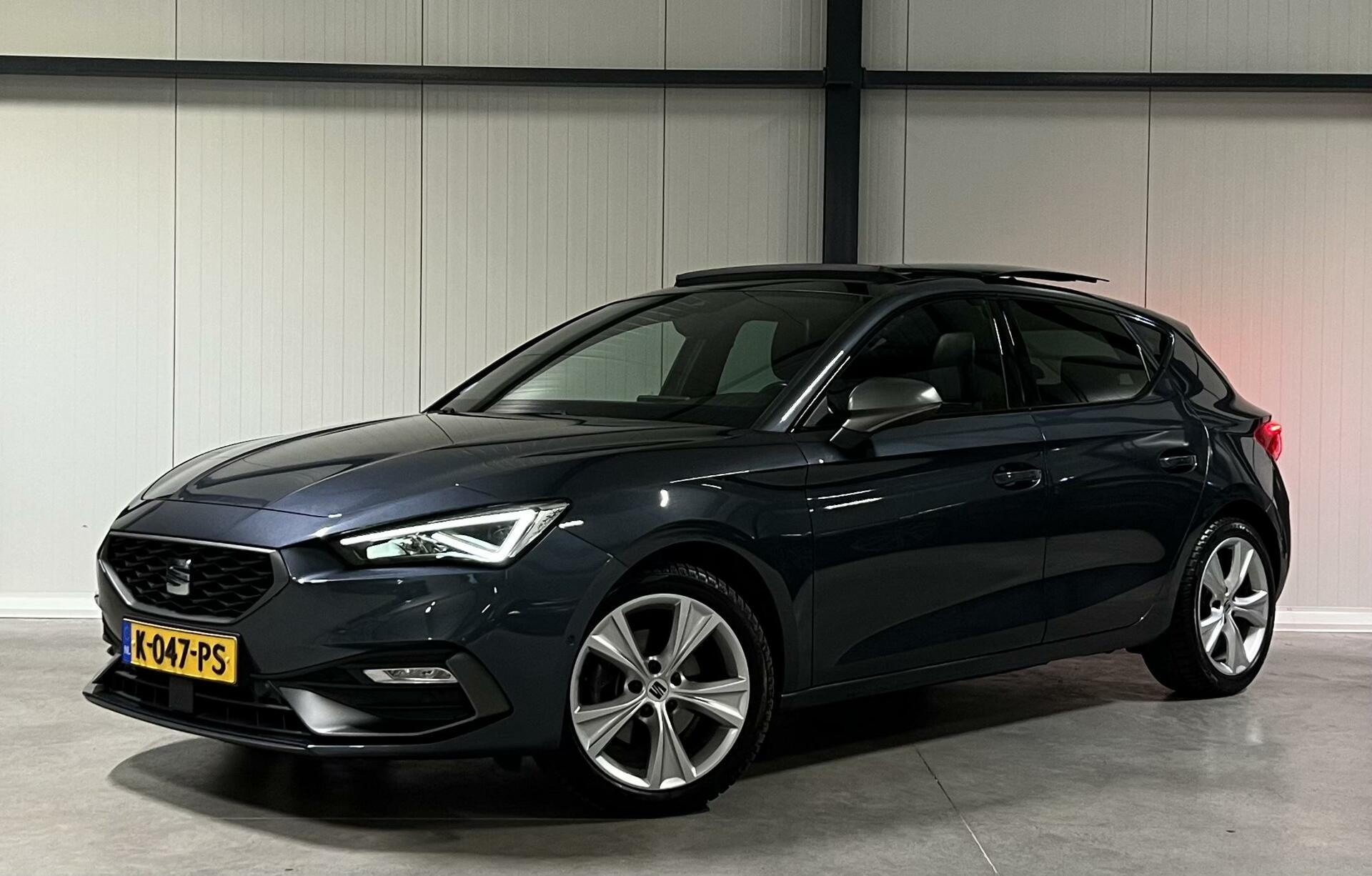 SEAT Leon 1.5 eTSI FR 150PK Pano Virtual Sfeer Trekhaak VOL!