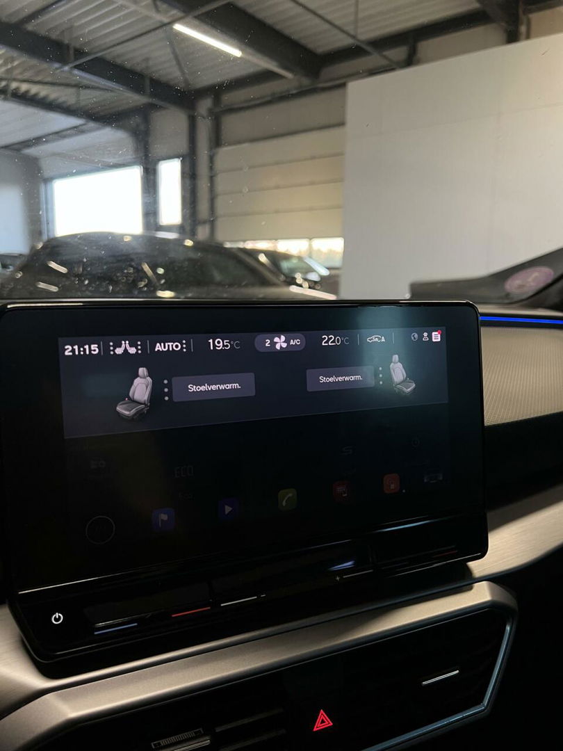 SEAT Leon 1.5 eTSI FR 150PK Pano Virtual Sfeer Trekhaak VOL!