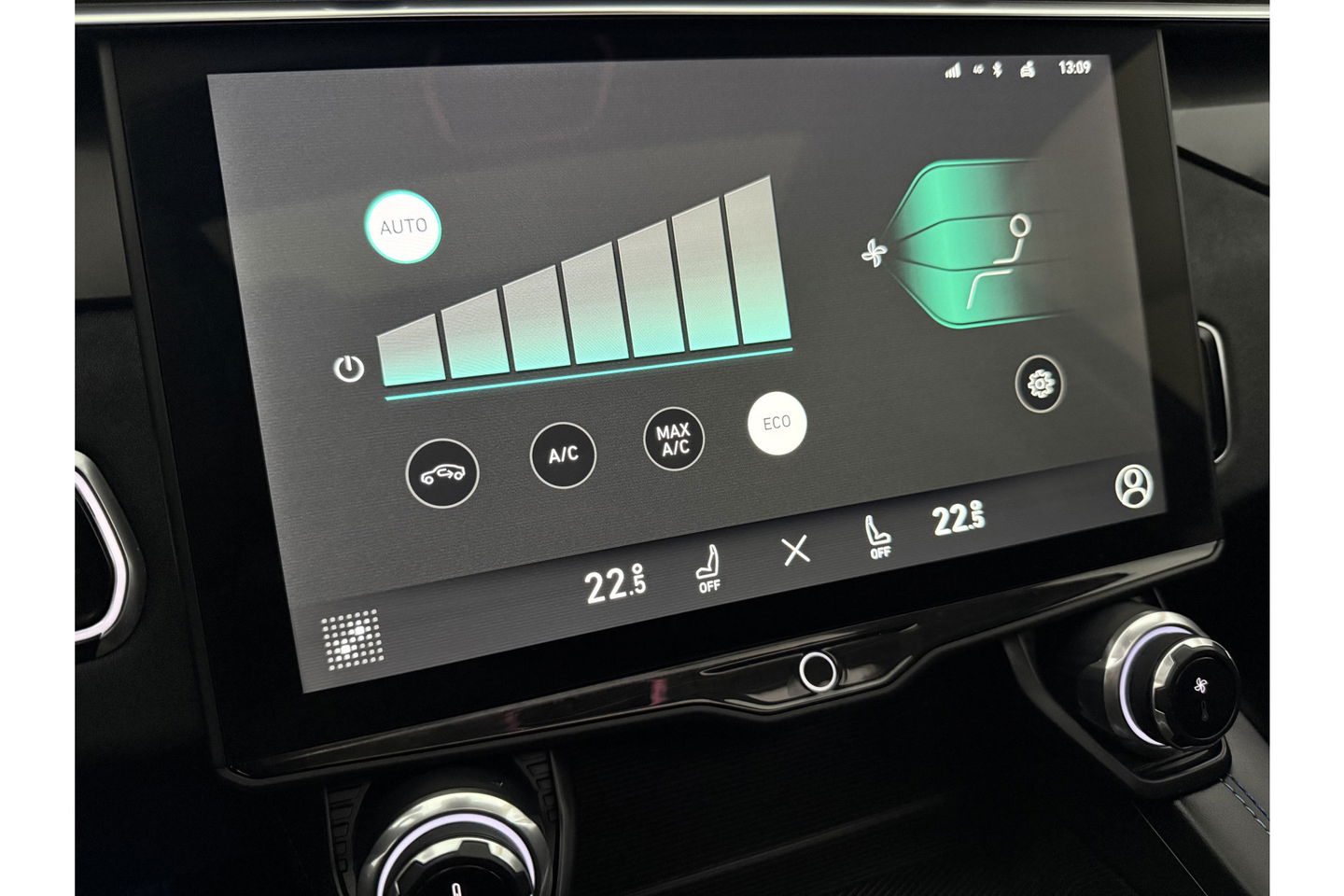 Lynk Co 01 1.5 | BLACK PACK | Hybride 262PK Pano Sfeerverl. Clima 360Camera Carplay LED Memory Virtual Adaptive-Cruise Navi 20"LMV