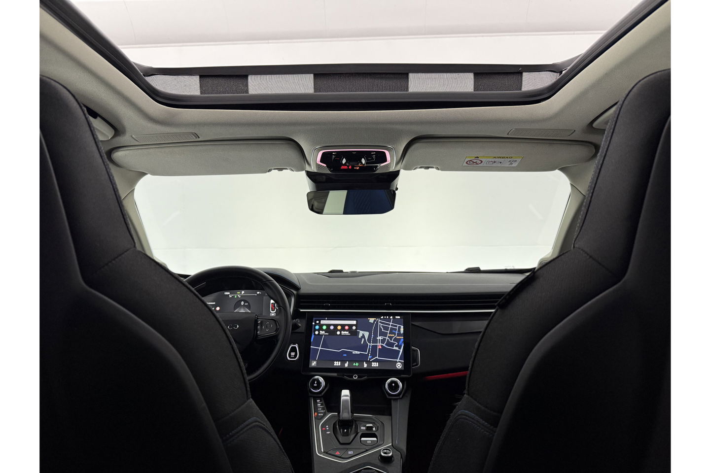 Lynk Co 01 1.5 | BLACK PACK | Hybride 262PK Pano Sfeerverl. Clima 360Camera Carplay LED Memory Virtual Adaptive-Cruise Navi 20"LMV