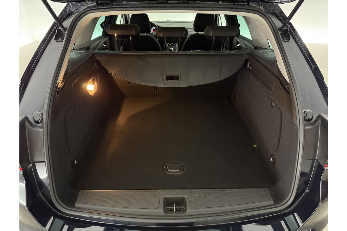 Opel Astra 1.0 Online Edition Clima Carplay Cruise LED Trekhaak Navi PDC 16''LMV