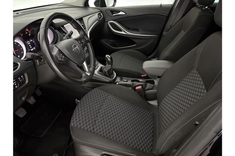 Opel Astra 1.0 Online Edition Clima Carplay Cruise LED Trekhaak Navi PDC 16''LMV