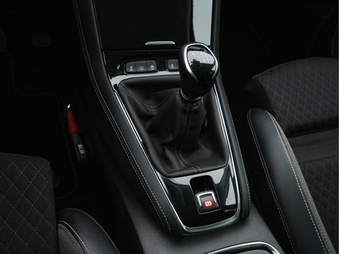 Opel Grandland X 1.2 Turbo Business Executive+-Pack LEATHER-MICROFIBRE | FULL-LED | NAVI-FULLMAP | CAMERA | KEYLESS | DAB+ | ERGONOMIC-SPORT-SEATS | ECC | PDC | CRUISE | 17''ALU*