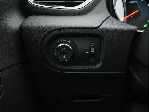 Opel Grandland X 1.2 Turbo Business Executive+-Pack LEATHER-MICROFIBRE | FULL-LED | NAVI-FULLMAP | CAMERA | KEYLESS | DAB+ | ERGONOMIC-SPORT-SEATS | ECC | PDC | CRUISE | 17''ALU*