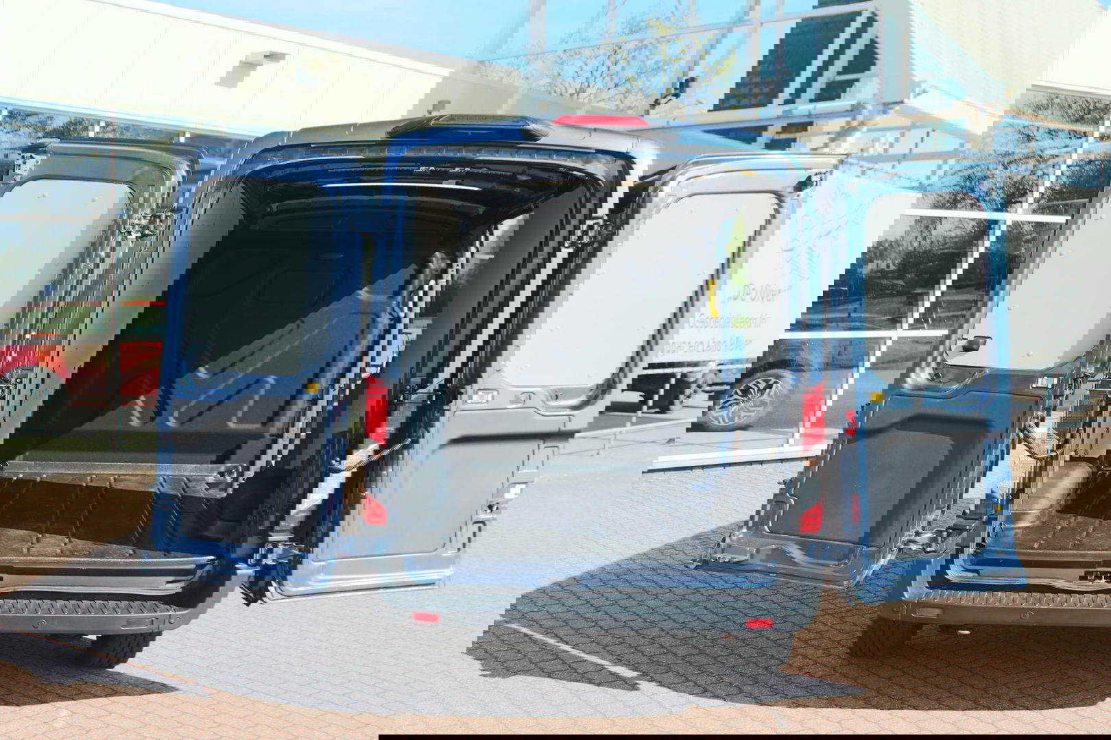Ford E-Transit 350 L2H2 Trend 68 kWh