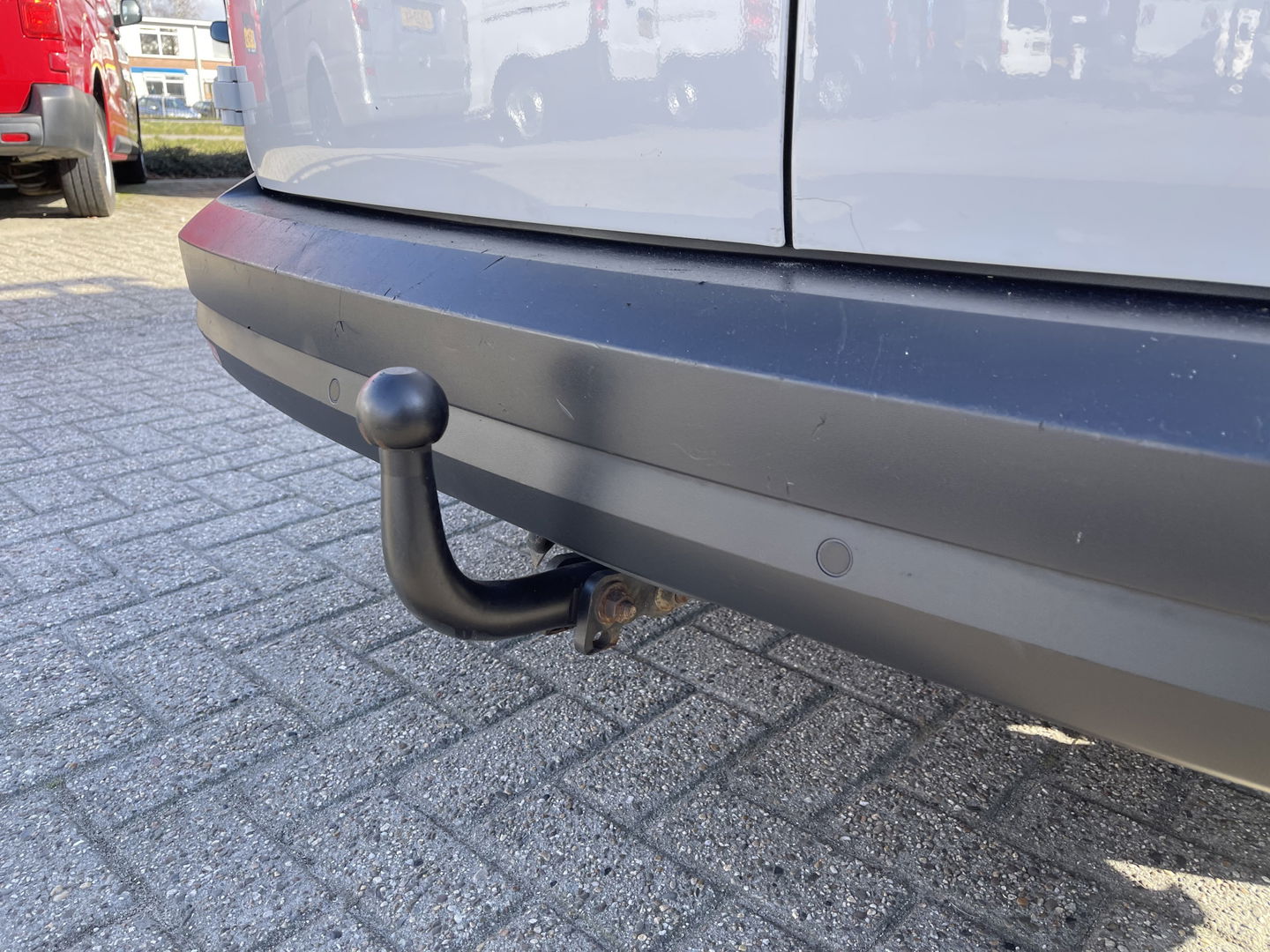 Volkswagen Caddy 2.0 TDI 102pk L2H1 BMT Maxi Comfortline / vaste prijs rijklaar € 14.950 ex btw / lease vanaf € / airco / cruise / imperial / Bott ingerichte laadruimte / trekhaak !