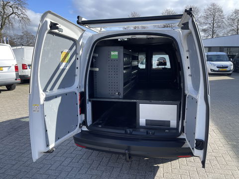 Volkswagen Caddy 2.0 TDI 102pk L2H1 BMT Maxi Comfortline / vaste prijs rijklaar € 14.950 ex btw / lease vanaf € / airco / cruise / imperial / Bott ingerichte laadruimte / trekhaak !