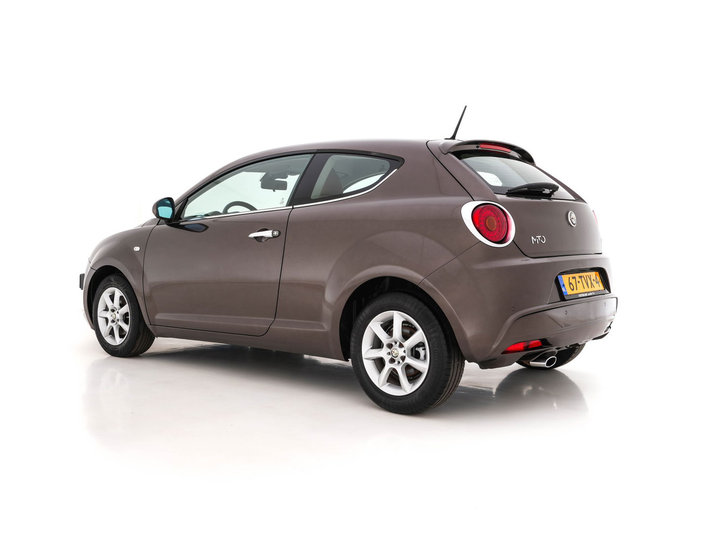 Alfa Romeo MiTo 1.3 JTDm ECO Distinctive Premium-Pack *NAVI-FULLMAP | FULL-LEATHER | ECC | PDC | CRUISE | SPORT-SEATS | 15"ALU *