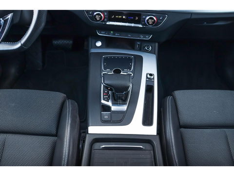 Audi Q5 55 TFSI e Quattro 367pk S-Line | Virtual cockpit