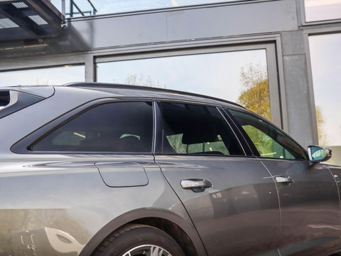 Audi A6 Avant 50 TFSI e Quattro S edition 300PK | slechts 17.000km!